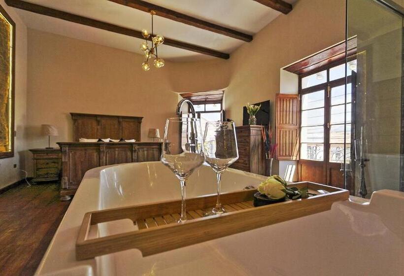 اتاق لوکس, On Hotel Boutique