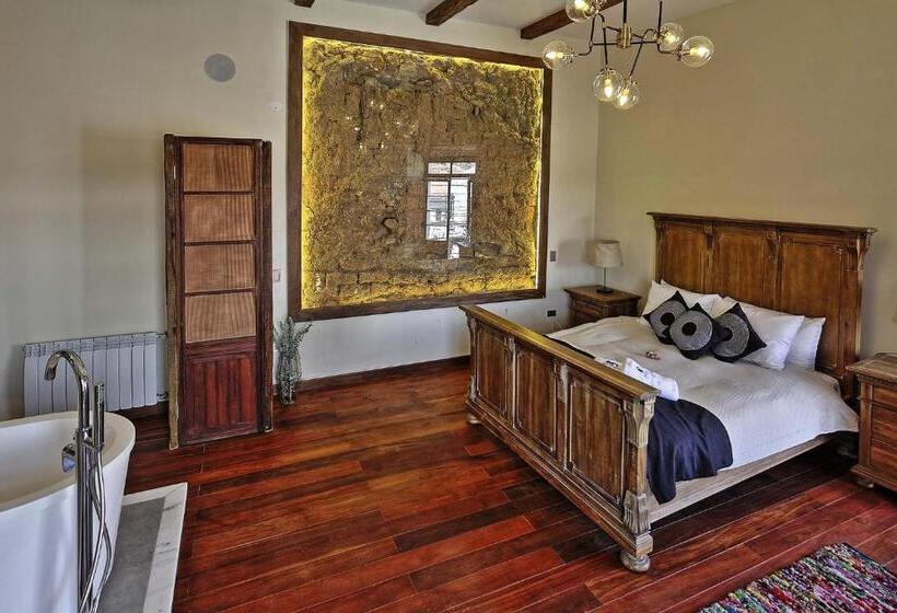 اتاق لوکس, On Hotel Boutique