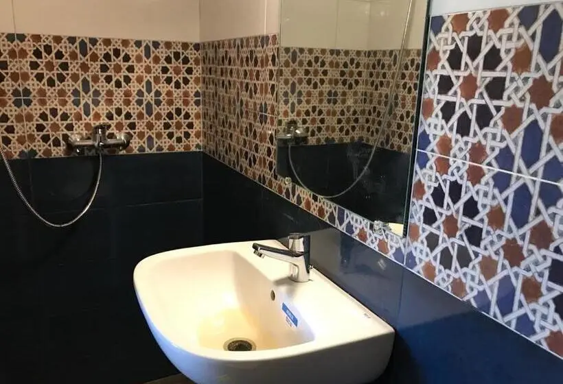 スタンダードルーム, Maison D Hôtes Tinwitchi