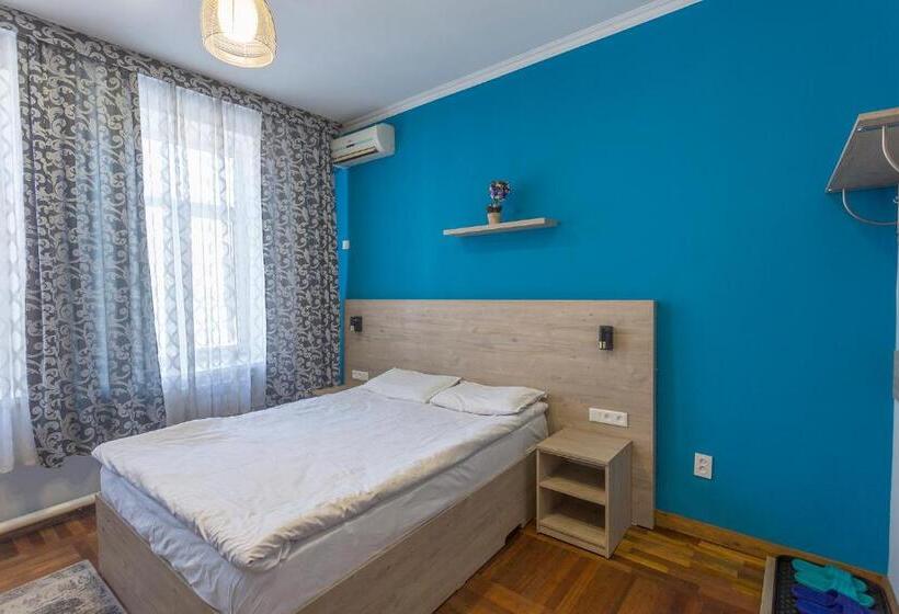 اتاق استاندارد, Koisha