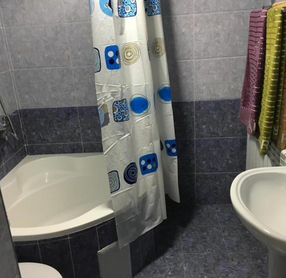 Quarto Estandar, Shahram Plus