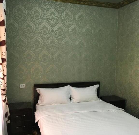 Quarto Estandar, Shahram Plus