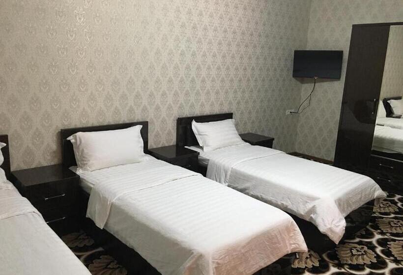 Quarto Triplo Estandar, Shahram Plus