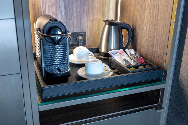 اتاق لوکس چهار تخته, Chao Motel