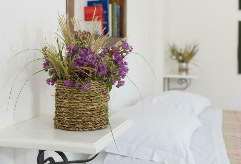 标准房带园景, Agriturismo Di Serragiumenta