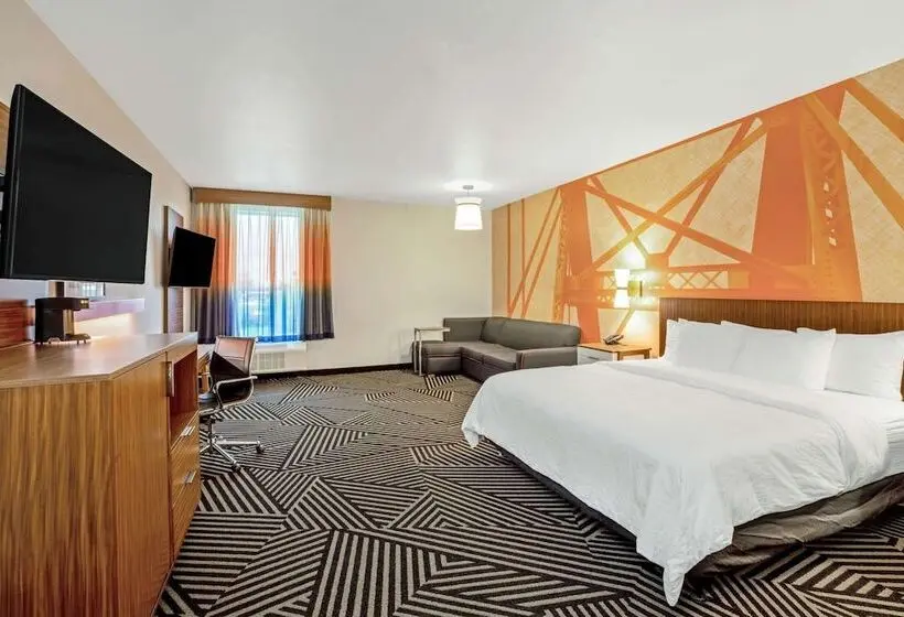 身障者適用スタンダードルーム, La Quinta By Wyndham Waco Baylor Downtown