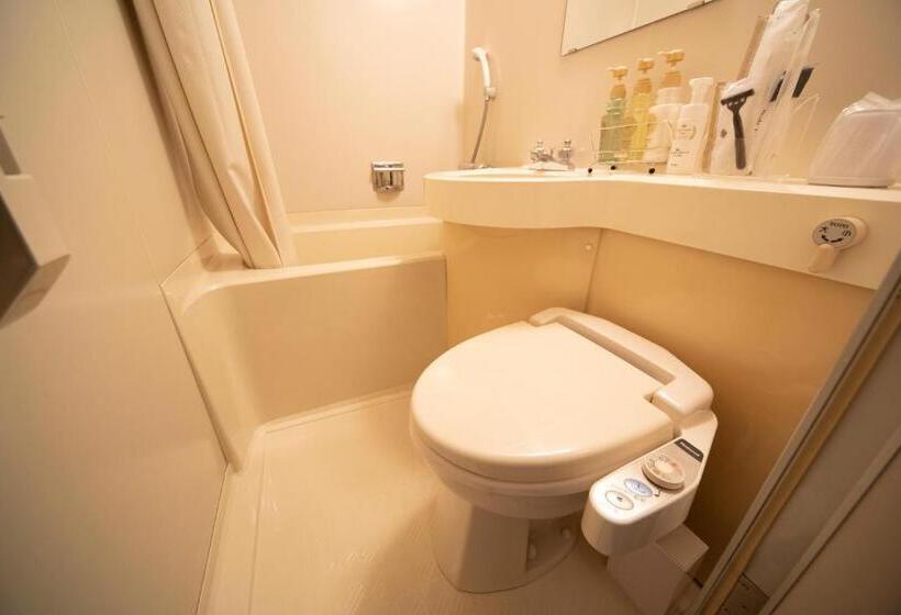 디럭스 룸, The Grandeur