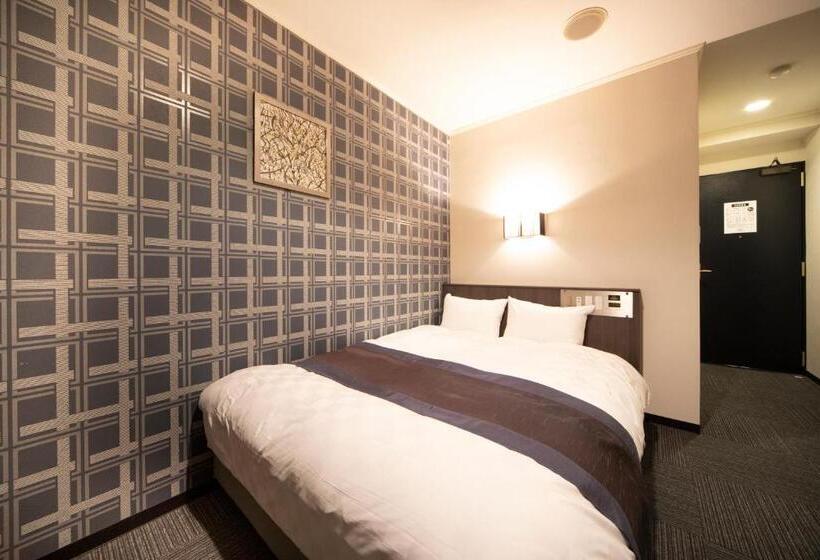 디럭스 룸, The Grandeur