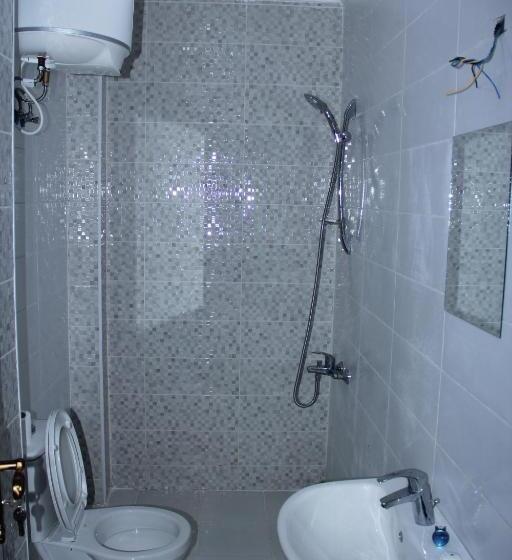 سوئیت با بالکن, Weekend