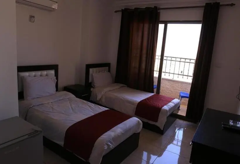 اتاق استاندارد با بالکن, Weekend