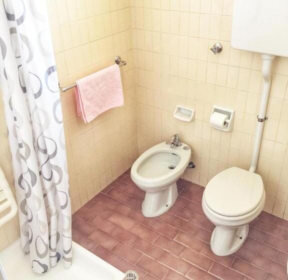 家庭间, Ostello Delle Cartiere