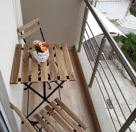 اتاق استاندارد با بالکن, Vila & Apartments Matea
