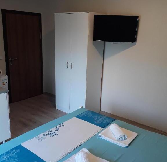 اتاق استاندارد با بالکن, Vila & Apartments Matea