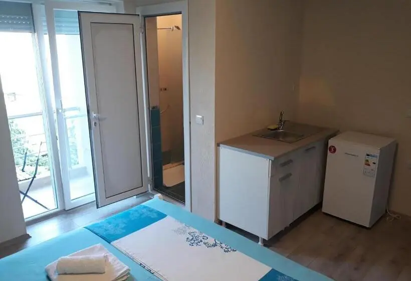 اتاق استاندارد با بالکن, Vila & Apartments Matea