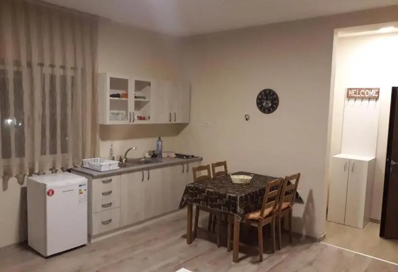 آپارتمان 1 خوابه همکف, Vila & Apartments Matea
