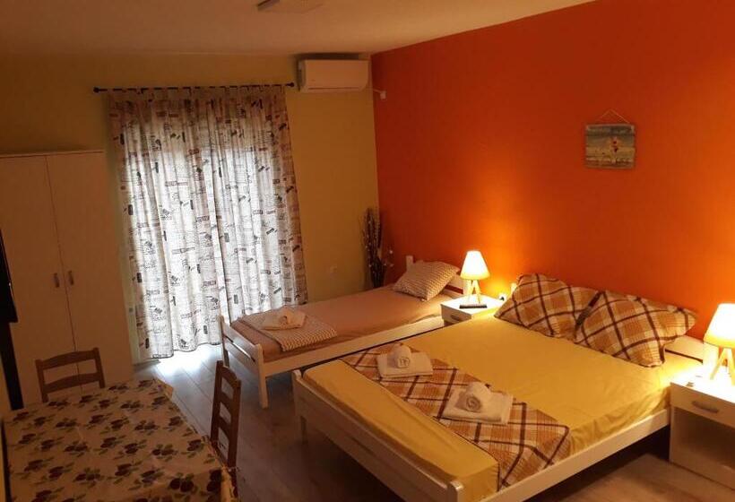 اتاق راحتی سه تخته, Vila & Apartments Matea