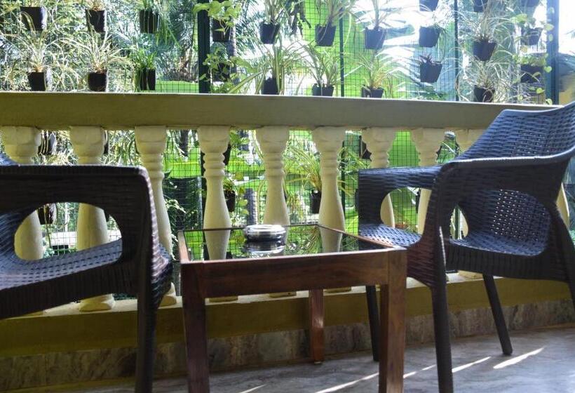 高级大房间, Laligurasvilla Beachside Escape   100m To Beach