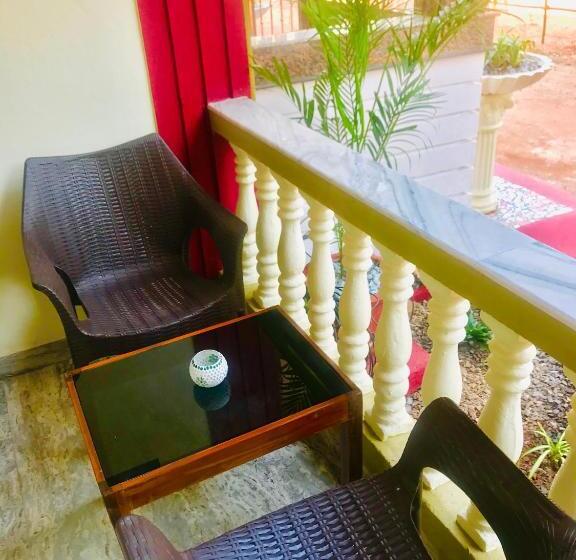 חדר אקונומי, Laligurasvilla Beachside Escape 100m To Beach