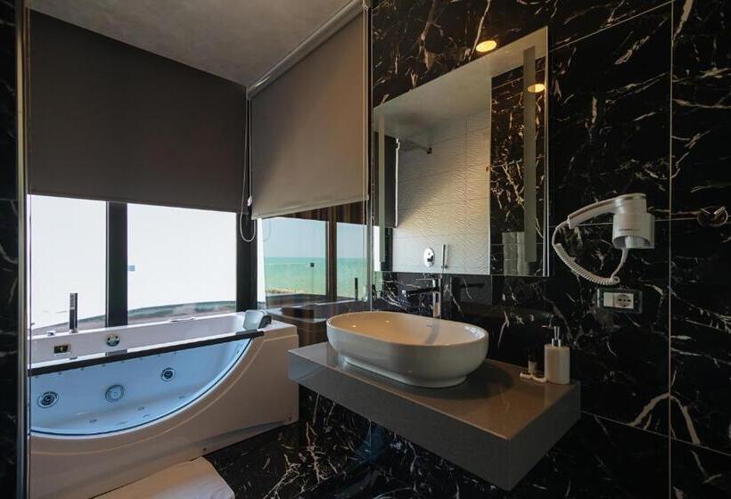 Полулюкс, Brilliant Hotel & Spa