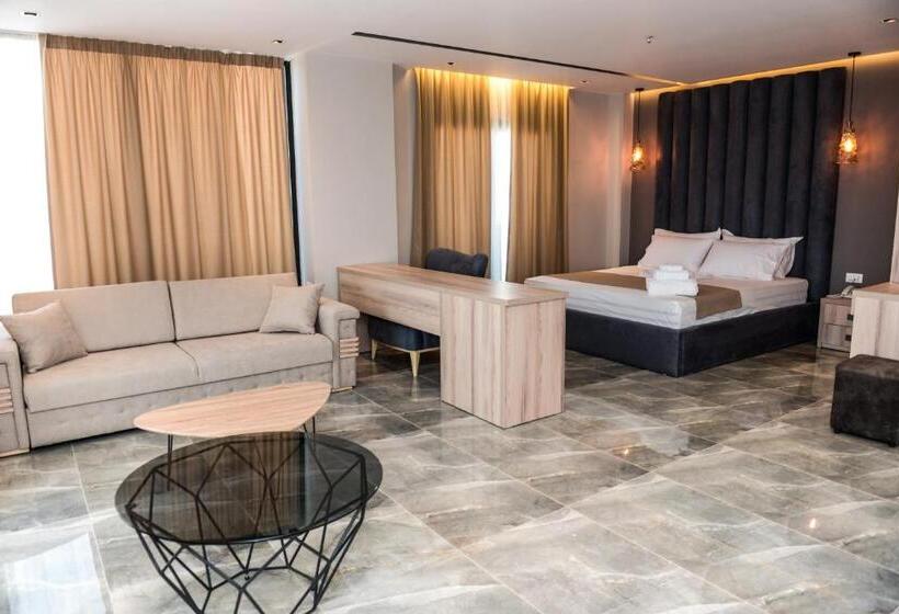 סוויטה דלוקס, Brilliant Hotel & Spa