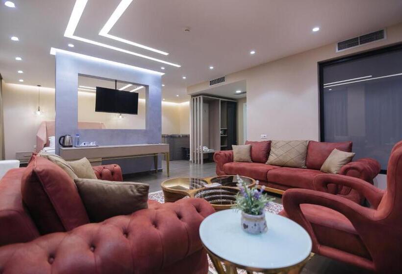סוויטה עם ג'קוזי, Brilliant Hotel & Spa
