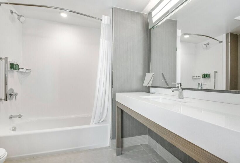 Номер Стандарт, Courtyard By Marriott Raleigh Cary/parkside Town Commons
