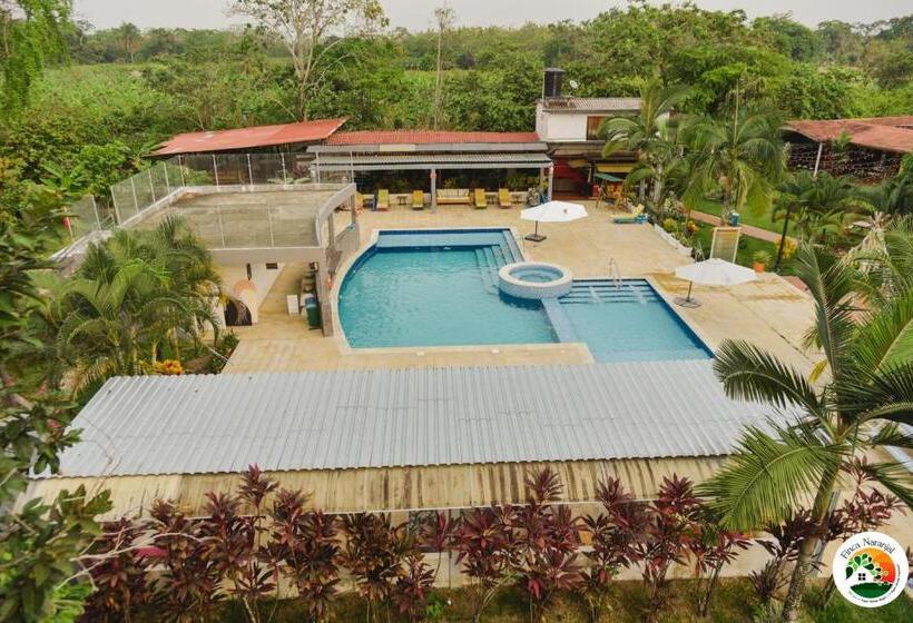 Трехместный Номер Стандарт с Балконом, Finca Naranjal
