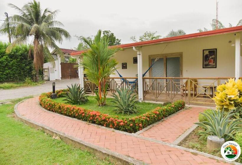 带阳台的三人标准间, Finca Naranjal