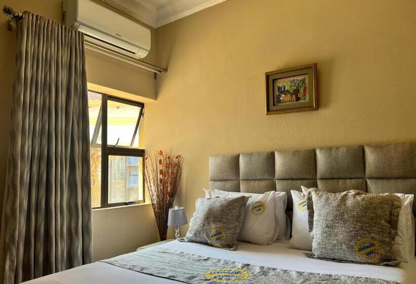 Номер Стандарт, Aerodrome Lodge And Conference Centre