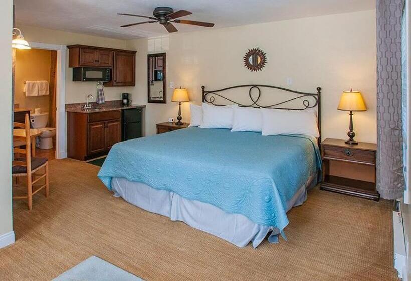 غرفة ديلوكس سرير كينج, Cedar Court Inn