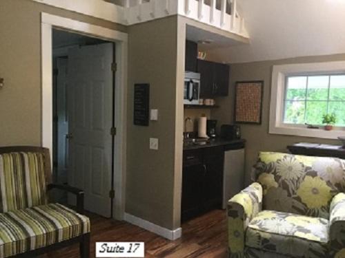 جناح, Cedar Court Inn