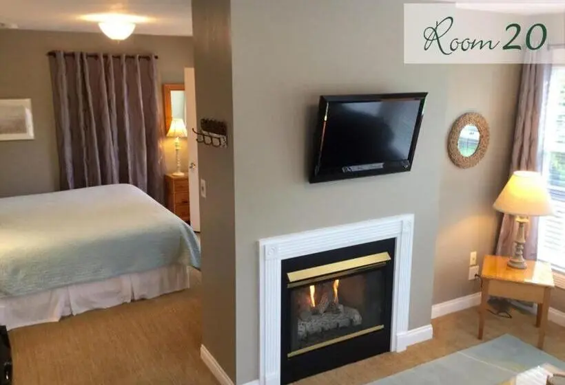 Deluxe-huone King-vuode, Cedar Court Inn