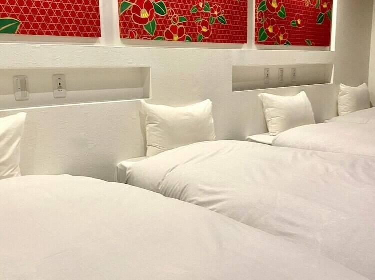 غرفة قياسية رباعية, Sanrriott Kitahama