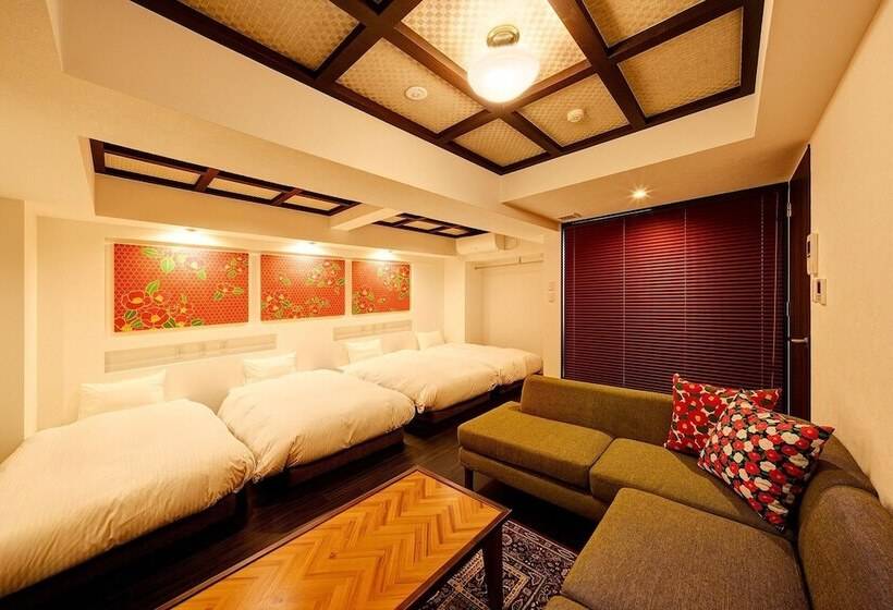 Четырехместный Номер Стандарт, Sanrriott Kitahama