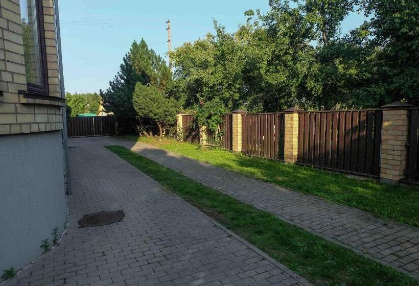 اتاق استاندارد چهارنفره با سرویس بهداشتی مشترک, A&l Private Rooms In Kaunas