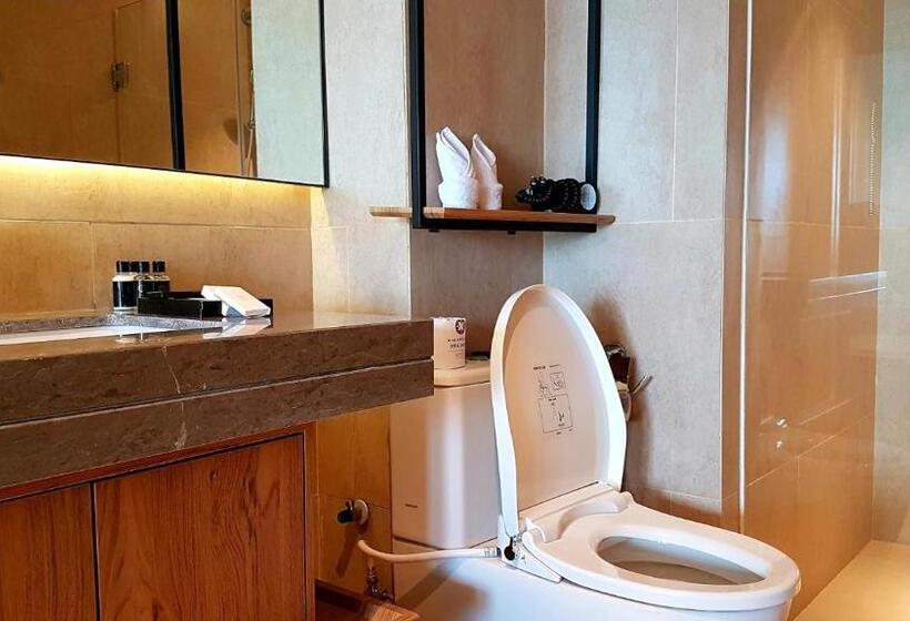 带大床的标准间, Louis Kienne Resort Senggigi