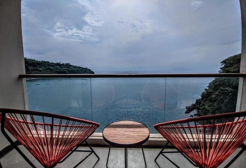 带海景的标准房, Louis Kienne Resort Senggigi