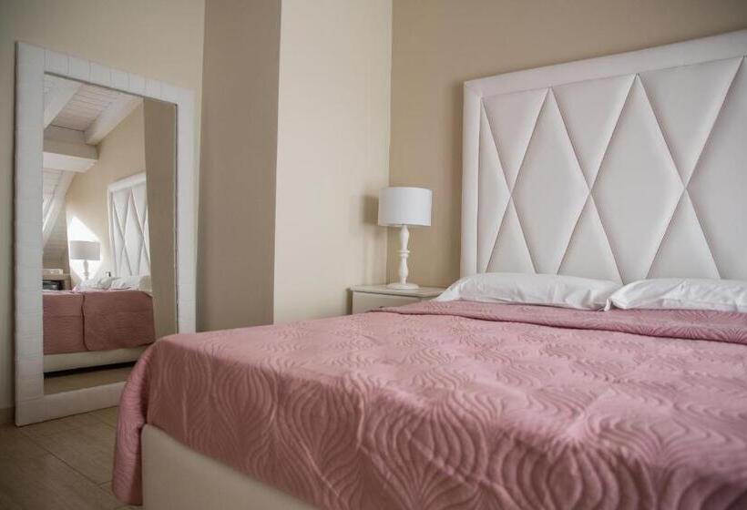 バスタブ付きスタンダードルーム, Attico