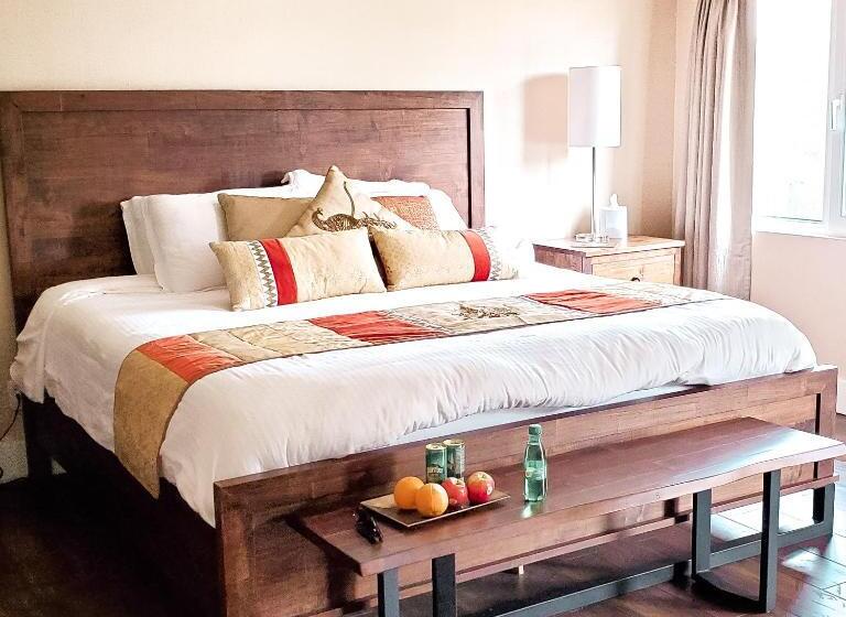 스위트 킹사이즈 침대, Northumberland Heights Wellness Retreat & Spa