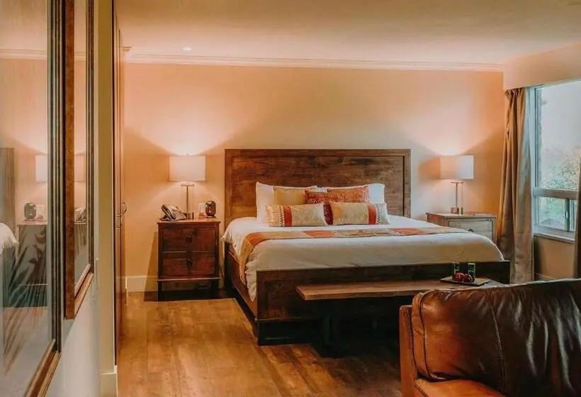 キングサイズベッドのスイートルーム, Northumberland Heights Wellness Retreat & Spa