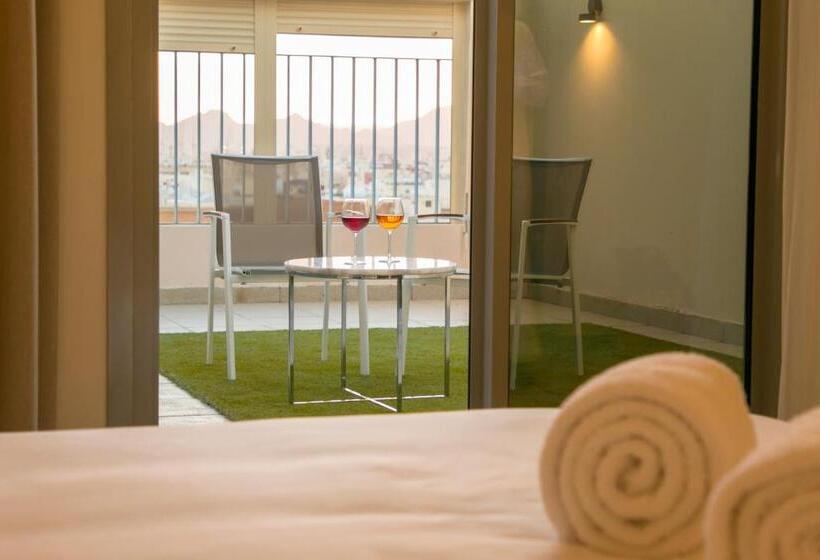 Апартаменты 1 Спальня с Террасой, Hafawah Suites