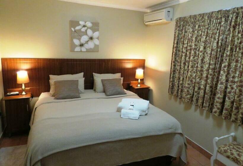 סטודיו משפחתי, Butterscotch B&b