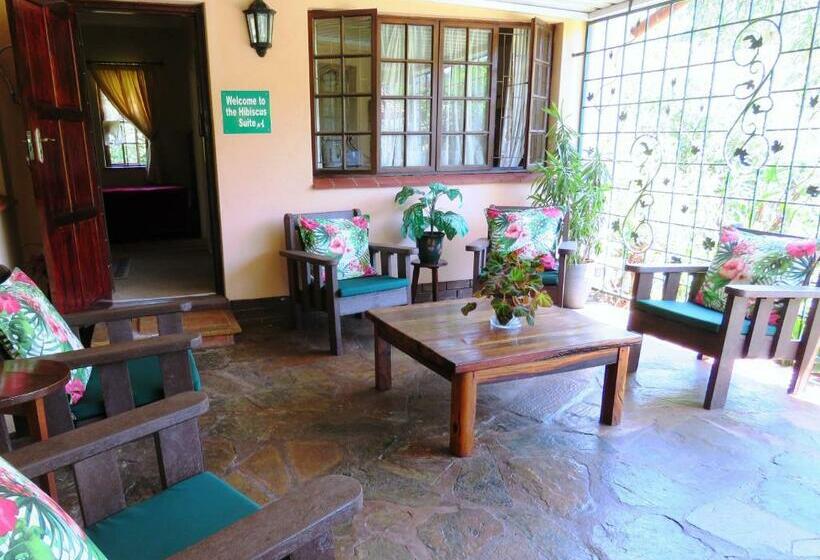 חדר דלוקס נוף בריכה, Butterscotch B&b