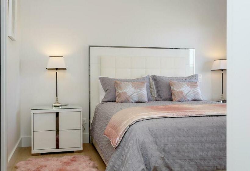 デラックススイート, The Retreat Luxury Garden Villa