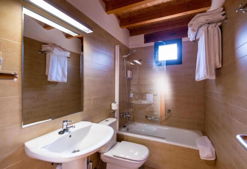 غرفة قياسية رباعية مطلة على الحديقة, Fuentes Blancas