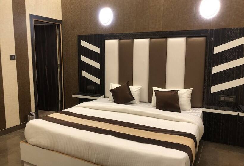 Habitació Deluxe, Pardesi