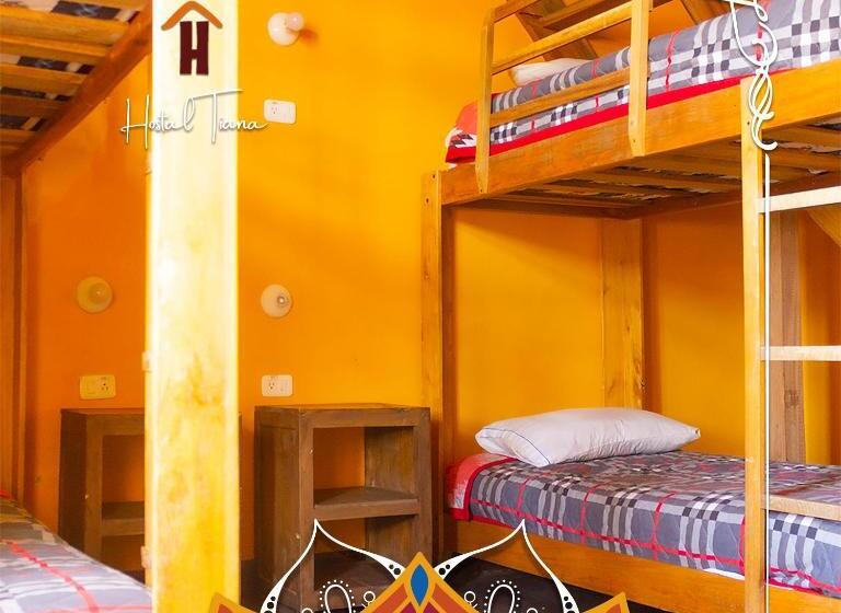 تختخواب در اتاق مشترک, Hostal Café Tiana