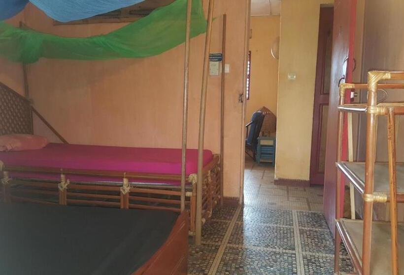 اتاق استاندارد سه نفره, La Guesthouse étoile