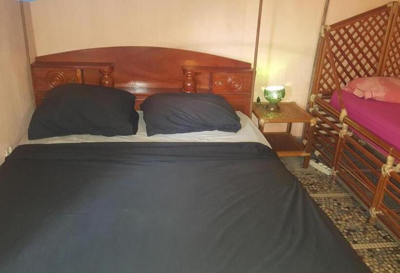 اتاق استاندارد سه نفره, La Guesthouse étoile
