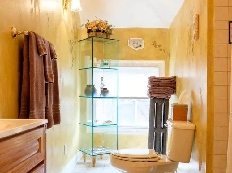 デラックスルーム, Gaslight Bed & Breakfast